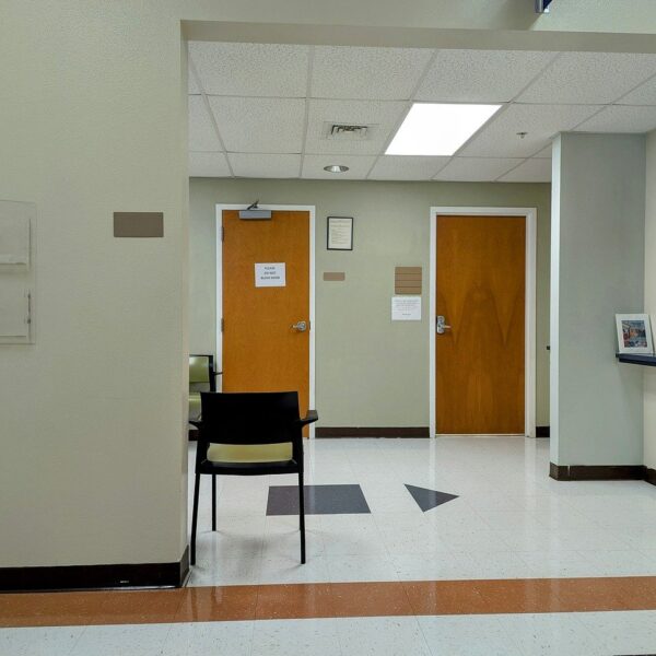 clinic-9529139_1280